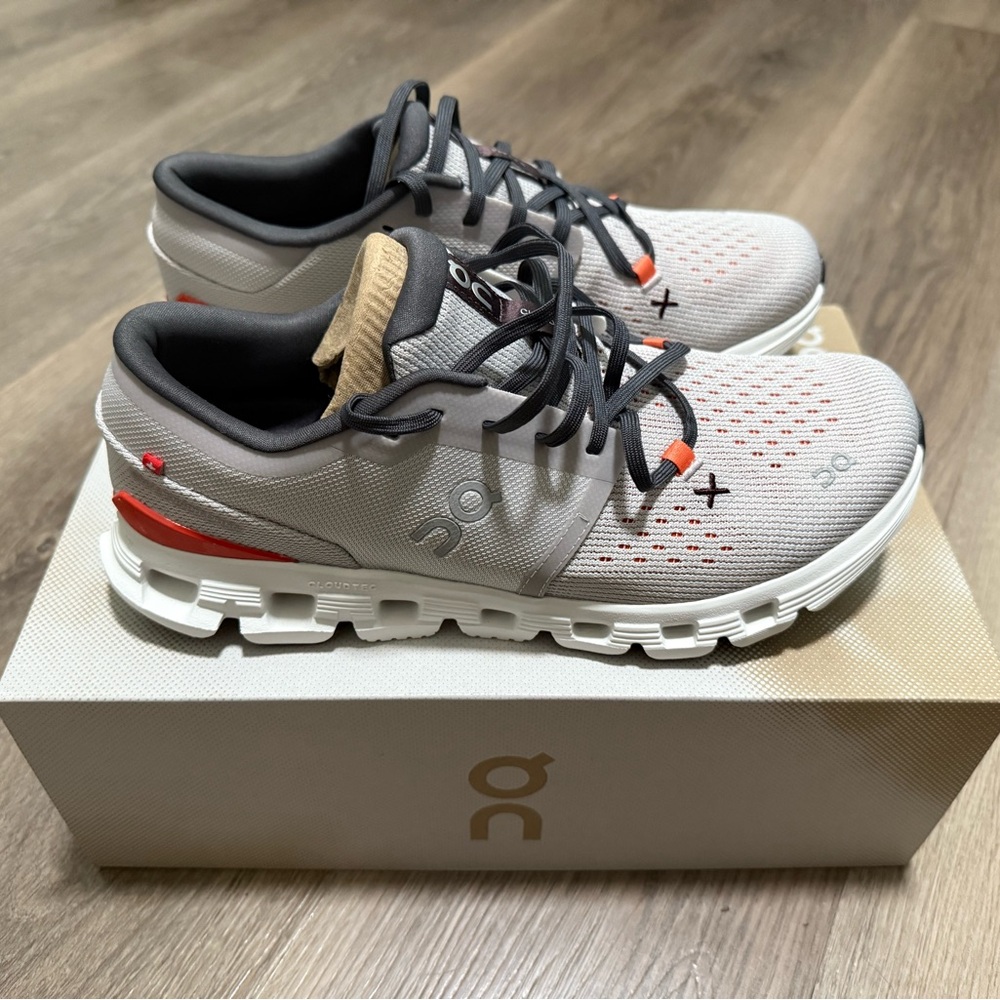 On Cloud Running Men's 7.5 Gray, White, and Orange Sneakers